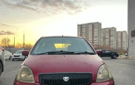 Toyota Vitz, 1999 год, 290 000 рублей, 1 фотография