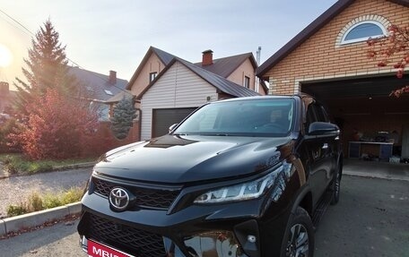 Toyota Fortuner II, 2022 год, 5 950 000 рублей, 1 фотография