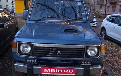 Mitsubishi Pajero III рестайлинг, 1990 год, 350 000 рублей, 1 фотография