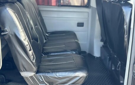 Volkswagen Caravelle T5, 2012 год, 1 490 000 рублей, 22 фотография
