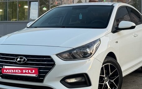 Hyundai Solaris II рестайлинг, 2017 год, 1 200 000 рублей, 2 фотография