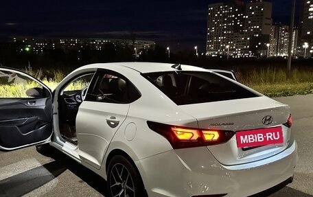 Hyundai Solaris II рестайлинг, 2017 год, 1 200 000 рублей, 4 фотография