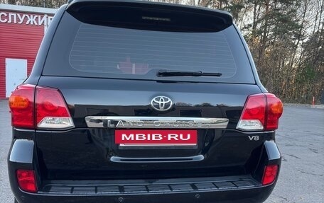 Toyota Land Cruiser 200, 2012 год, 4 100 000 рублей, 3 фотография