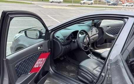 Hyundai Solaris II рестайлинг, 2012 год, 850 000 рублей, 16 фотография