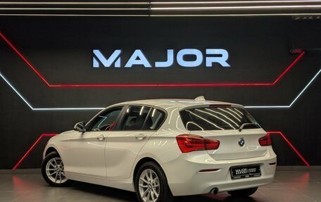 BMW 1 серия, 2018 год, 1 815 000 рублей, 21 фотография