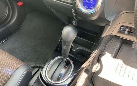 Honda Fit Shuttle I рестайлинг, 2013 год, 795 000 рублей, 18 фотография