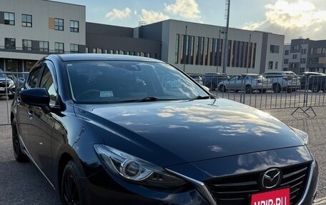 Mazda Axela, 2015 год, 1 390 000 рублей, 1 фотография