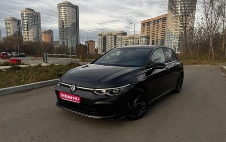 Volkswagen Golf VIII, 2021 год, 2 450 000 рублей, 1 фотография