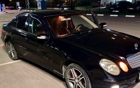 Mercedes-Benz E-Класс, 2003 год, 650 000 рублей, 4 фотография