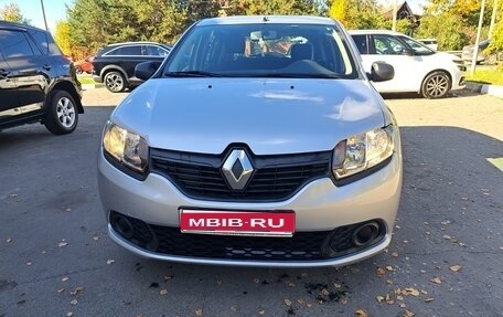 Renault Sandero II рестайлинг, 2014 год, 670 000 рублей, 1 фотография