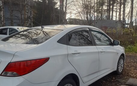 Hyundai Solaris II рестайлинг, 2016 год, 980 000 рублей, 3 фотография