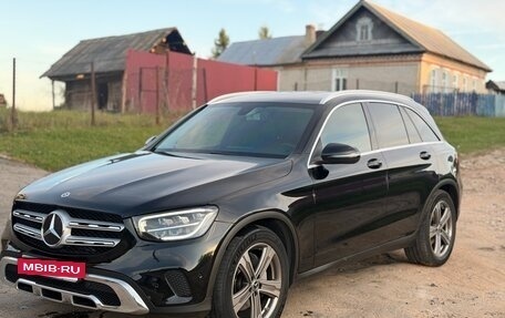 Mercedes-Benz GLC, 2019 год, 4 000 000 рублей, 2 фотография
