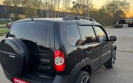 Chevrolet Niva I рестайлинг, 2015 год, 465 000 рублей, 3 фотография