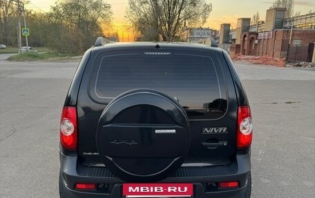 Chevrolet Niva I рестайлинг, 2015 год, 465 000 рублей, 4 фотография