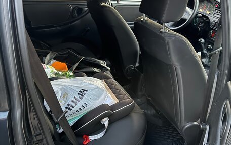 Chevrolet Niva I рестайлинг, 2015 год, 465 000 рублей, 16 фотография