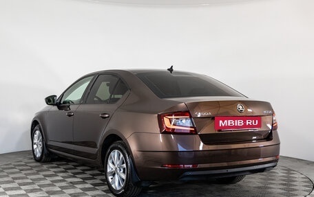 Skoda Octavia, 2018 год, 1 799 000 рублей, 5 фотография
