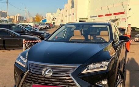 Lexus RX IV рестайлинг, 2018 год, 4 010 000 рублей, 1 фотография