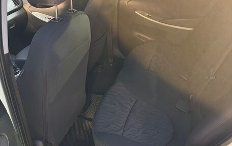 Hyundai Solaris II рестайлинг, 2013 год, 740 000 рублей, 5 фотография