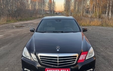 Mercedes-Benz E-Класс, 2010 год, 1 490 000 рублей, 1 фотография