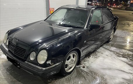 Mercedes-Benz E-Класс, 1997 год, 173 000 рублей, 1 фотография