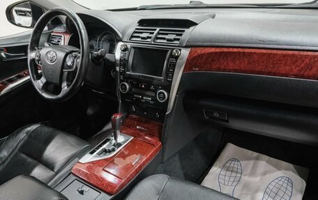 Toyota Camry, 2014 год, 2 179 000 рублей, 3 фотография