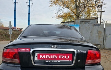 Hyundai Sonata IV рестайлинг, 2004 год, 245 000 рублей, 3 фотография
