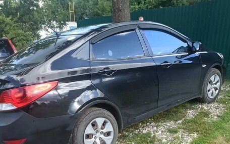 Hyundai Solaris II рестайлинг, 2011 год, 550 000 рублей, 2 фотография