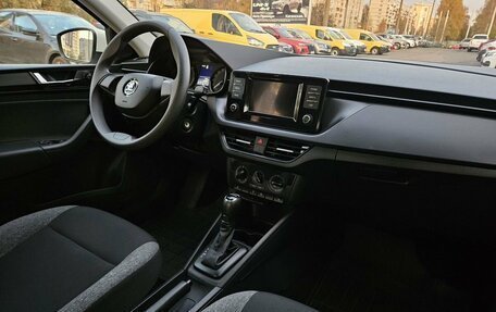 Skoda Rapid II, 2020 год, 1 719 000 рублей, 10 фотография