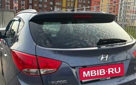Hyundai ix35 I рестайлинг, 2012 год, 1 000 000 рублей, 5 фотография