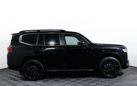 Toyota Land Cruiser, 2024 год, 12 700 000 рублей, 4 фотография