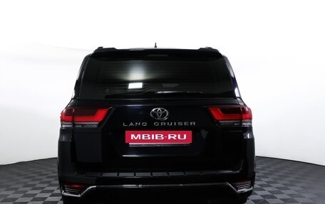 Toyota Land Cruiser, 2024 год, 12 700 000 рублей, 6 фотография