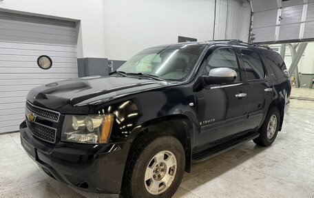 Chevrolet Tahoe III, 2008 год, 1 179 000 рублей, 1 фотография