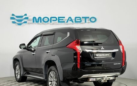 Mitsubishi Pajero Sport III рестайлинг, 2018 год, 2 880 000 рублей, 7 фотография