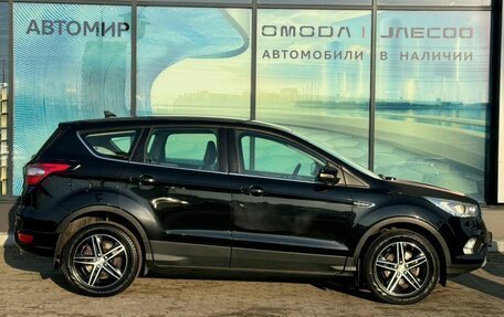 Ford Kuga III, 2017 год, 1 570 000 рублей, 4 фотография