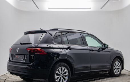 Volkswagen Tiguan II, 2019 год, 2 295 000 рублей, 5 фотография
