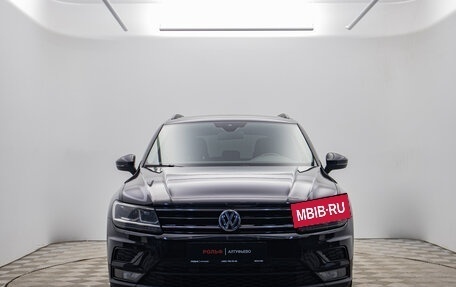 Volkswagen Tiguan II, 2019 год, 2 295 000 рублей, 2 фотография