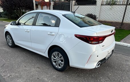 KIA Rio IV, 2021 год, 1 470 000 рублей, 5 фотография
