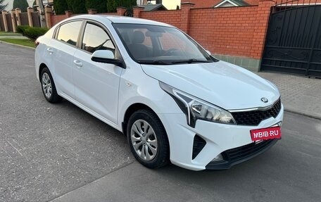 KIA Rio IV, 2021 год, 1 470 000 рублей, 3 фотография