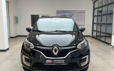 Renault Kaptur I рестайлинг, 2018 год, 1 000 000 рублей, 2 фотография