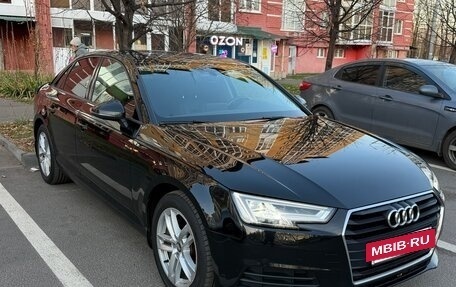 Audi A4, 2017 год, 2 400 000 рублей, 3 фотография