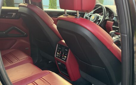 Porsche Cayenne III, 2022 год, 8 300 000 рублей, 10 фотография