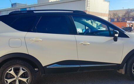 Renault Kaptur I рестайлинг, 2019 год, 1 650 000 рублей, 2 фотография