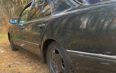 Mercedes-Benz E-Класс, 1997 год, 205 000 рублей, 12 фотография