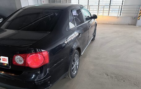 Volkswagen Jetta VII, 2010 год, 270 000 рублей, 3 фотография