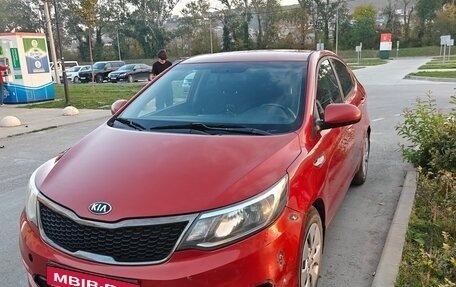 KIA Rio III рестайлинг, 2016 год, 850 000 рублей, 1 фотография