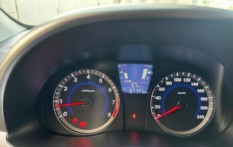 Hyundai Solaris II рестайлинг, 2012 год, 970 000 рублей, 9 фотография