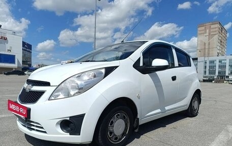 Chevrolet Spark III, 2013 год, 680 000 рублей, 4 фотография