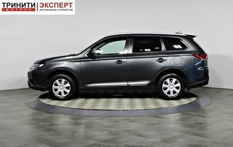 Mitsubishi Outlander III рестайлинг 3, 2020 год, 1 797 000 рублей, 8 фотография