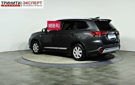Mitsubishi Outlander III рестайлинг 3, 2020 год, 1 797 000 рублей, 7 фотография