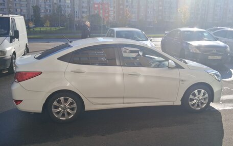 Hyundai Solaris II рестайлинг, 2016 год, 782 000 рублей, 3 фотография